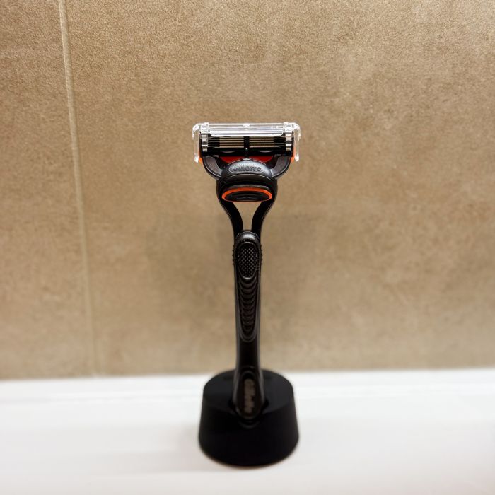 Gillette Fusion 1 Станок для гоління чоловічий+підставка (Ручка+1 картридж+підставка)