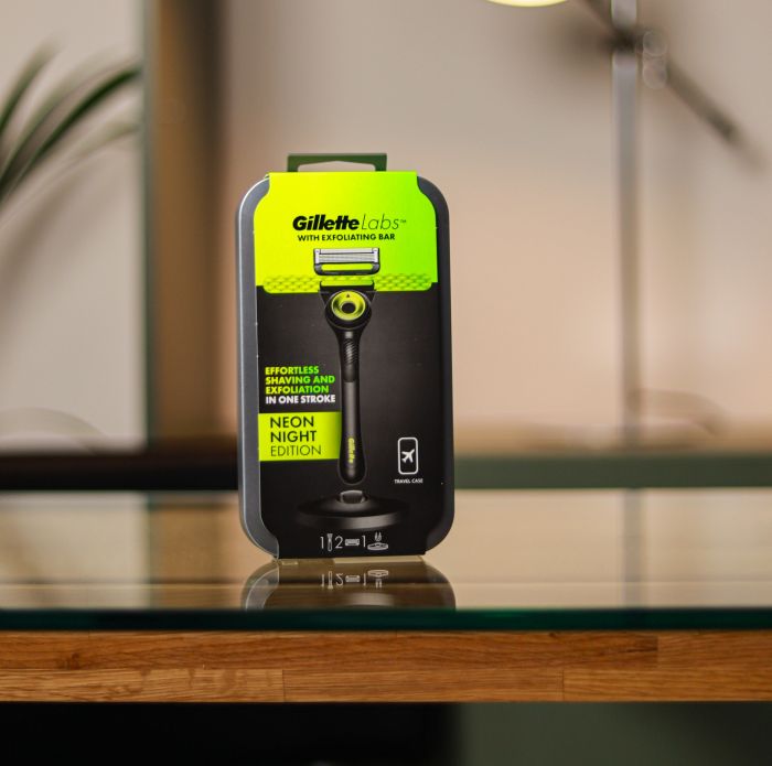 Gillette Labs 2 Neon Night Станок для гоління чоловічий (Ручка+2 картриджі+футляр)