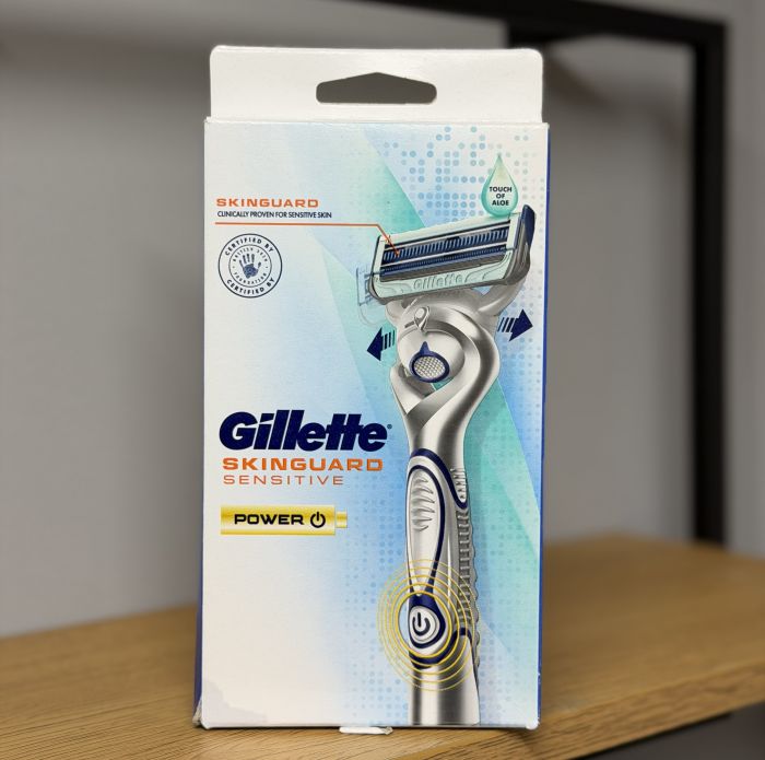 Gillette Skinguard Power 1 Станок для гоління чоловічий (Ручка з батарейкою+1 картридж)