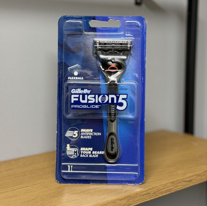 Gillette Proglide Станок 1 + Proglide картриджі (4 шт) (Ручка+1 картридж+упаковка 4 картриджі)